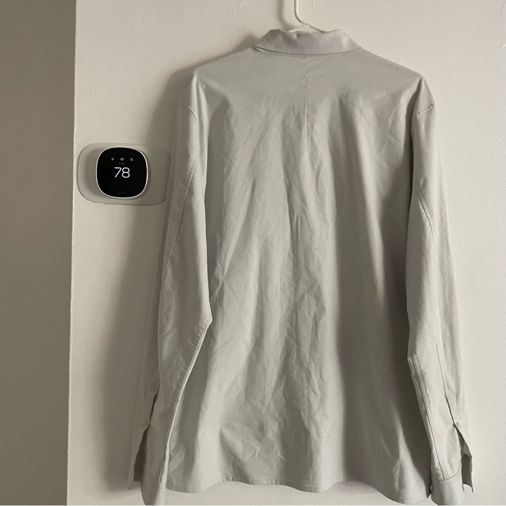 Lululemon button Men's cream Gray Shirt size XL